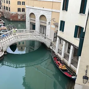 Foresteria Sociale San Marco , Venezia Italia